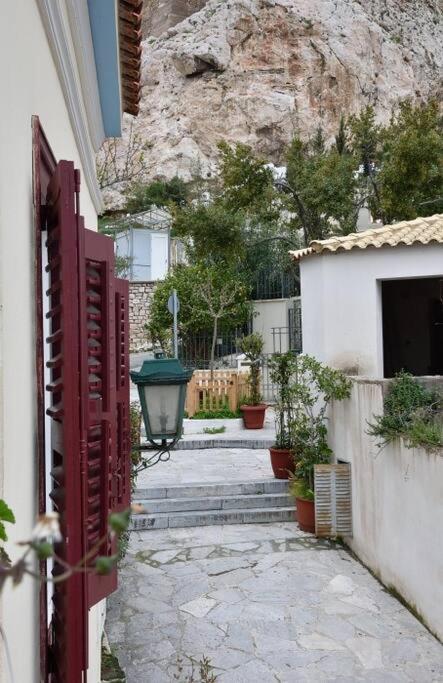 At The Foot Of Acropolis. Villa Athens Exterior photo