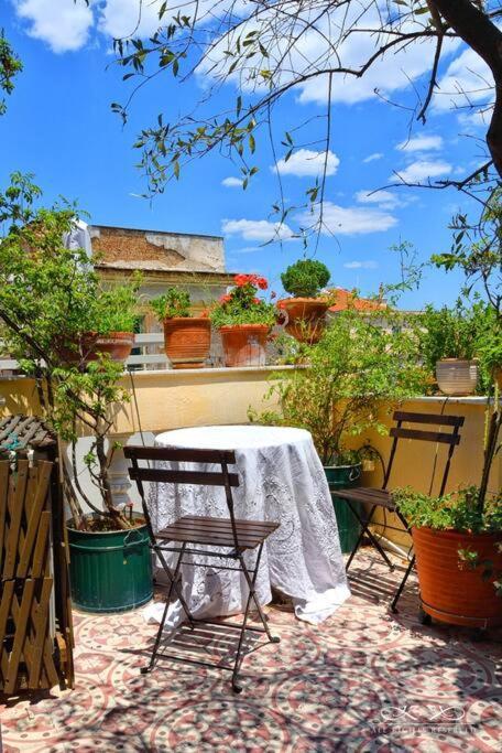 At The Foot Of Acropolis. Villa Athens Exterior photo