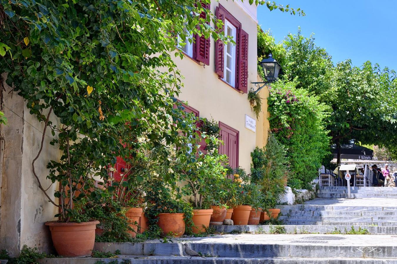 At The Foot Of Acropolis. Villa Athens Exterior photo